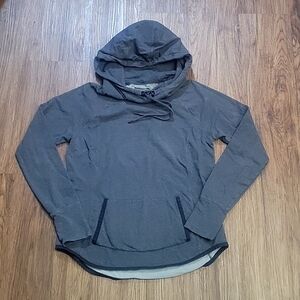 Athleta wind sprint Hooded Seatshirt Size Medium